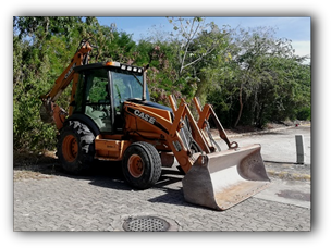 retroexcavadora  playa del carmen